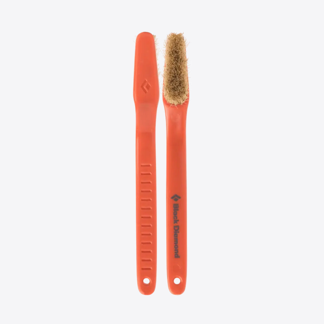 Bouldering Brush